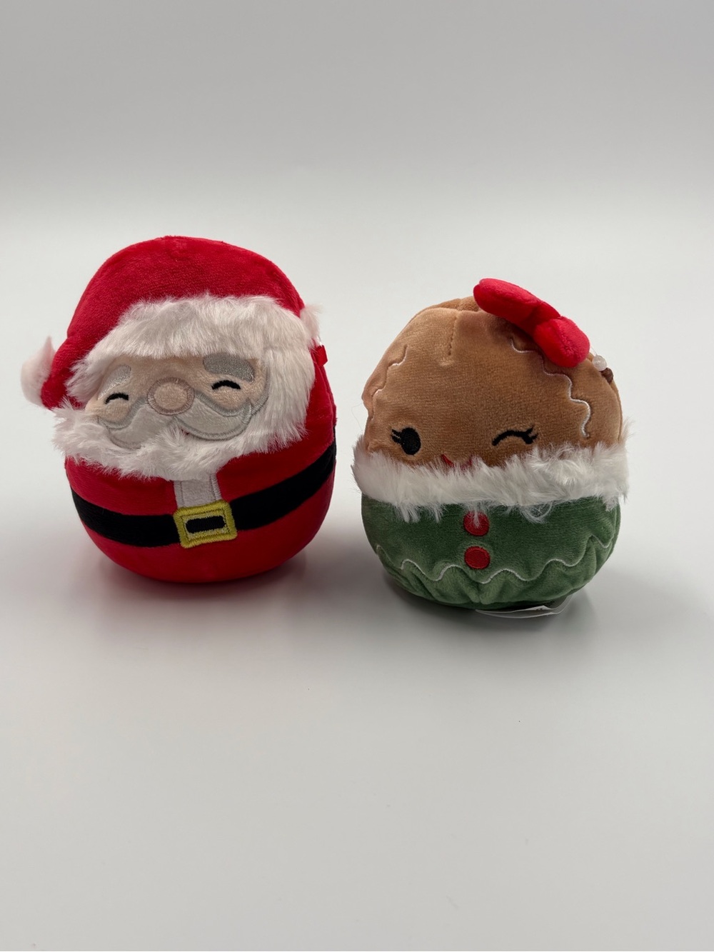 Kellytoy Set of 2 Mini Squishmallows Christmas Santa and Ginger Breadwomen